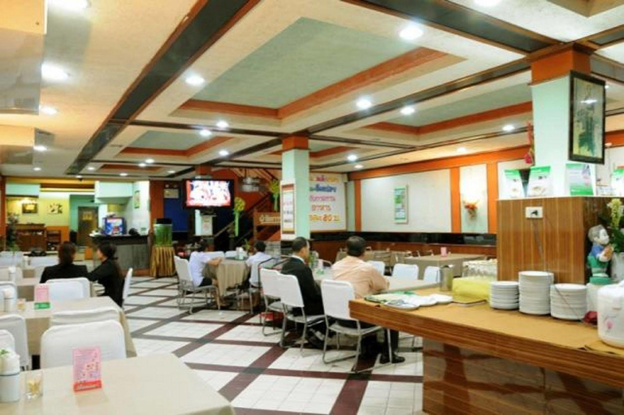 Amarin Nakorn Hotel Phitsanulok Eksteriør billede