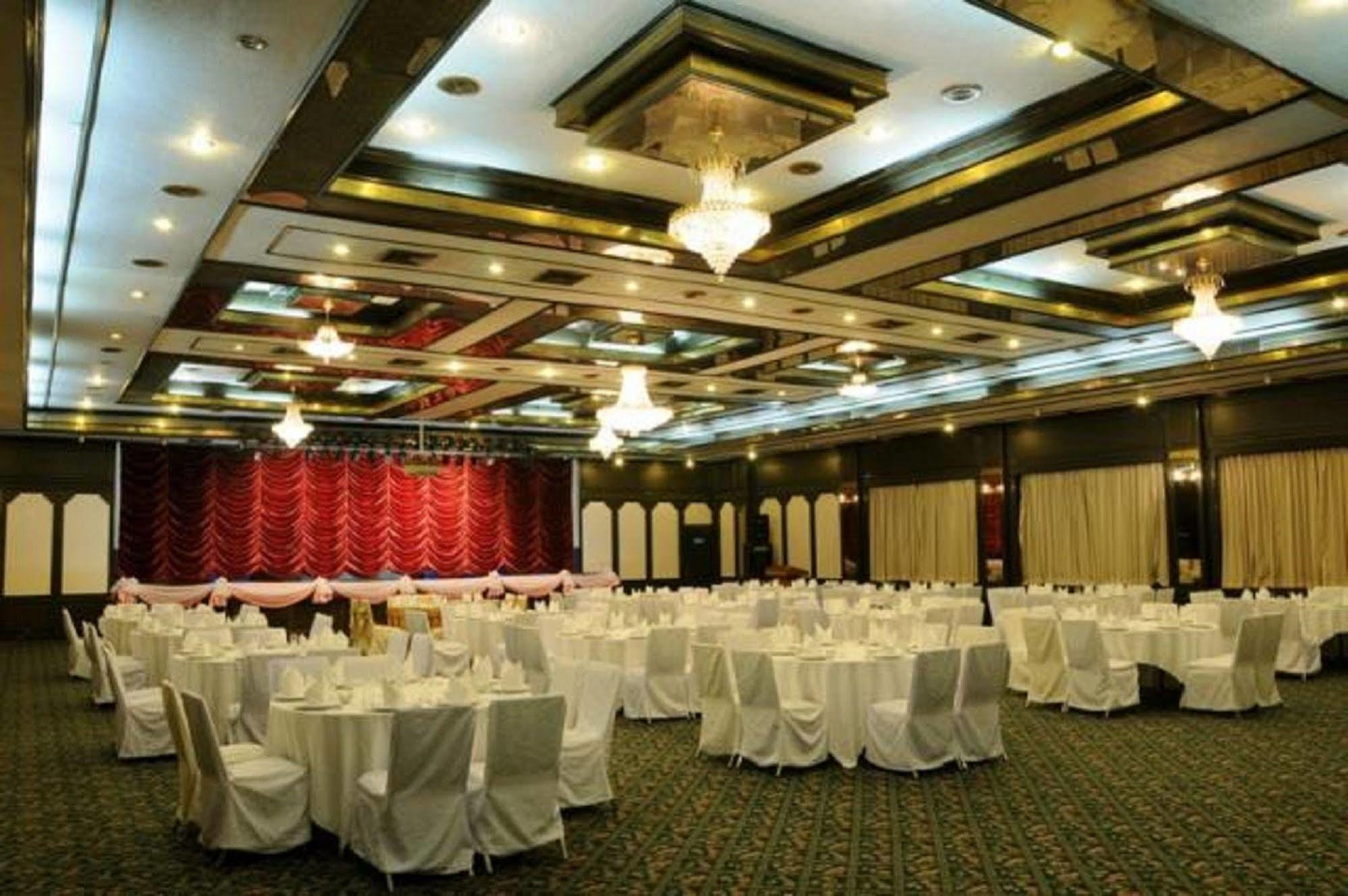 Amarin Nakorn Hotel Phitsanulok Eksteriør billede