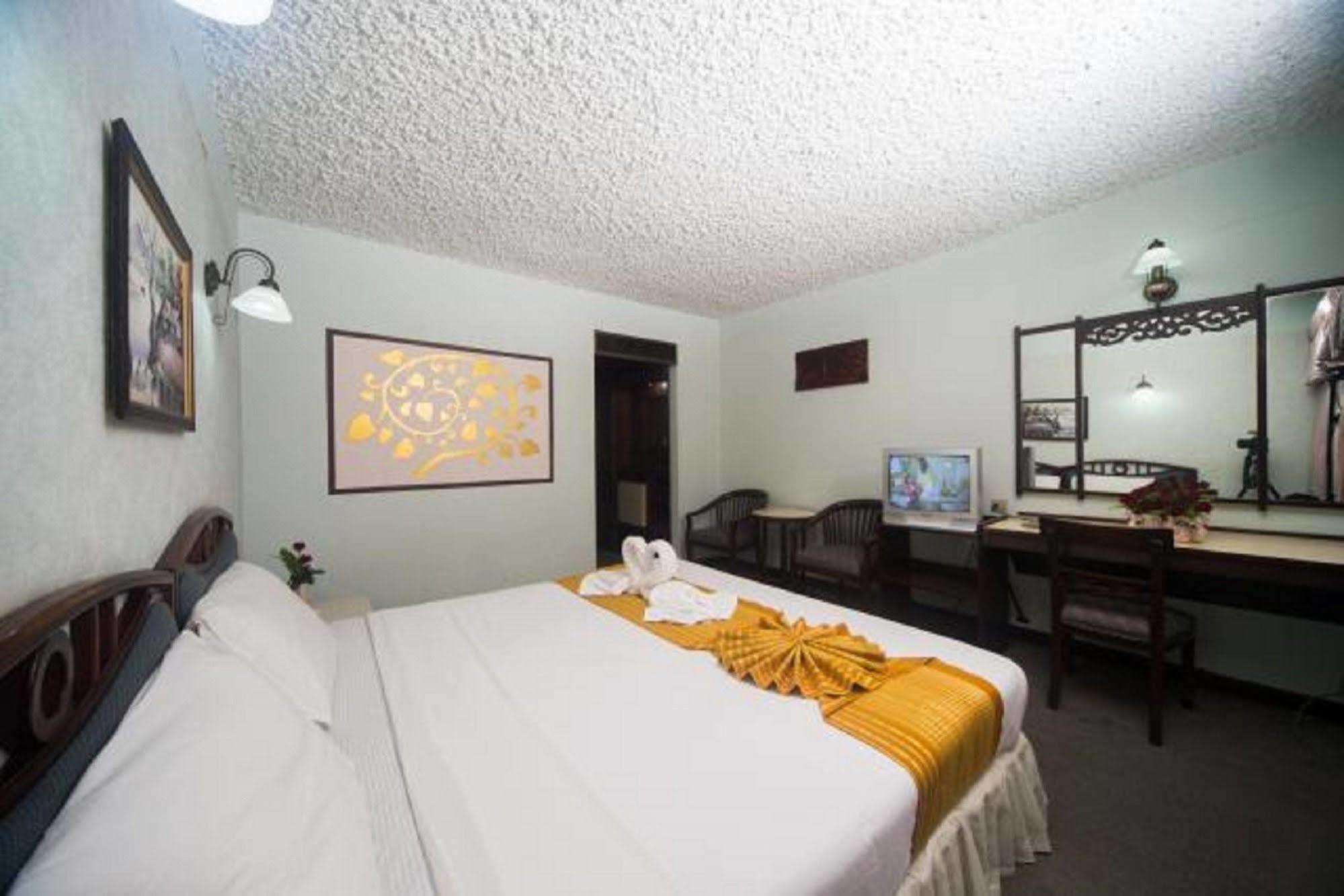 Amarin Nakorn Hotel Phitsanulok Eksteriør billede